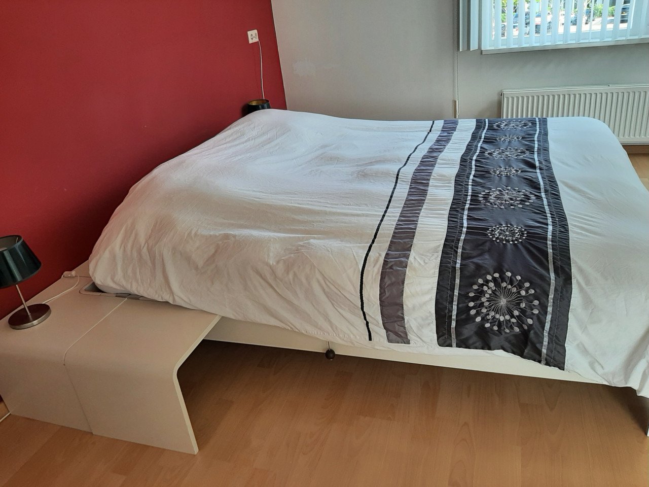 Auping bed 1.80 bij 2.10 met eventueel achterbouw