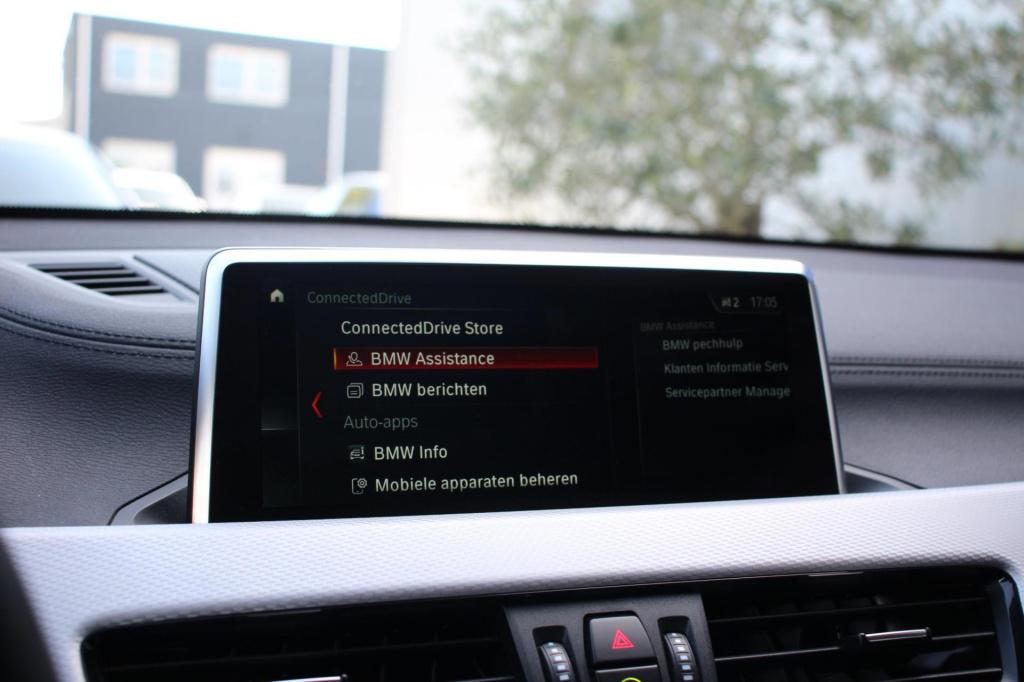 BMW X2 sdrive20i m-sport automaat - led - elek kofferklep - trekhaak - head