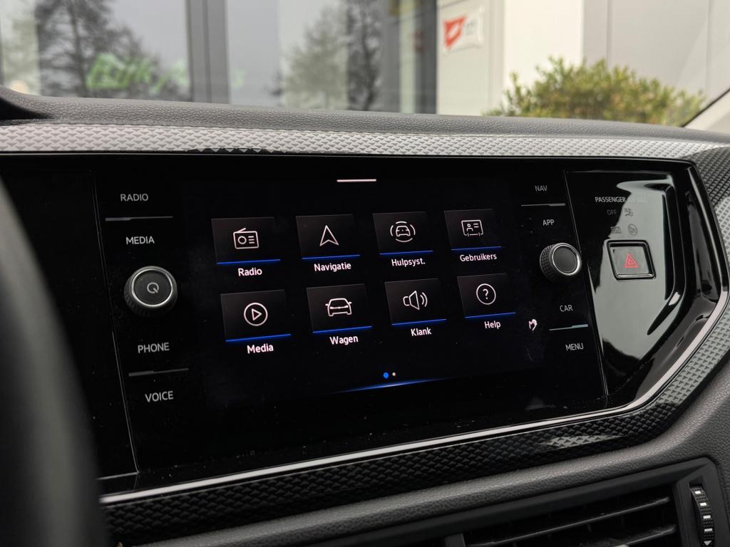 Volkswagen Taigo 1.0 tsi life business * carplay * stoelverwarming * pdc 2x