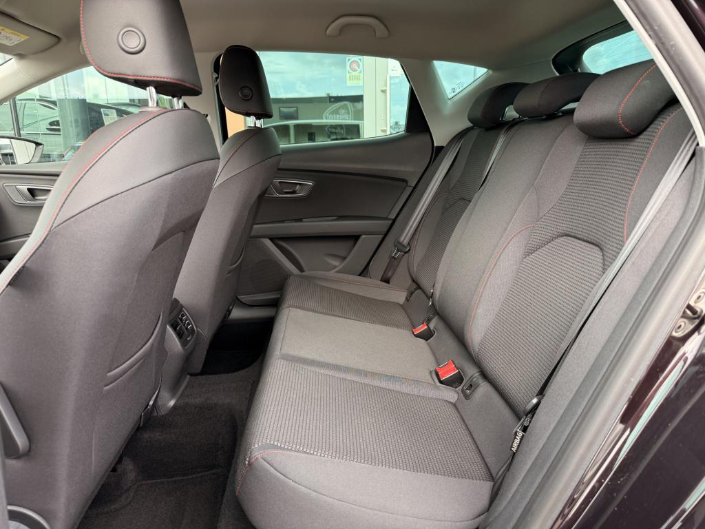 Seat Leon 1.4 ecotsi fr | stoelverwarming | half leder | seat sound | achte