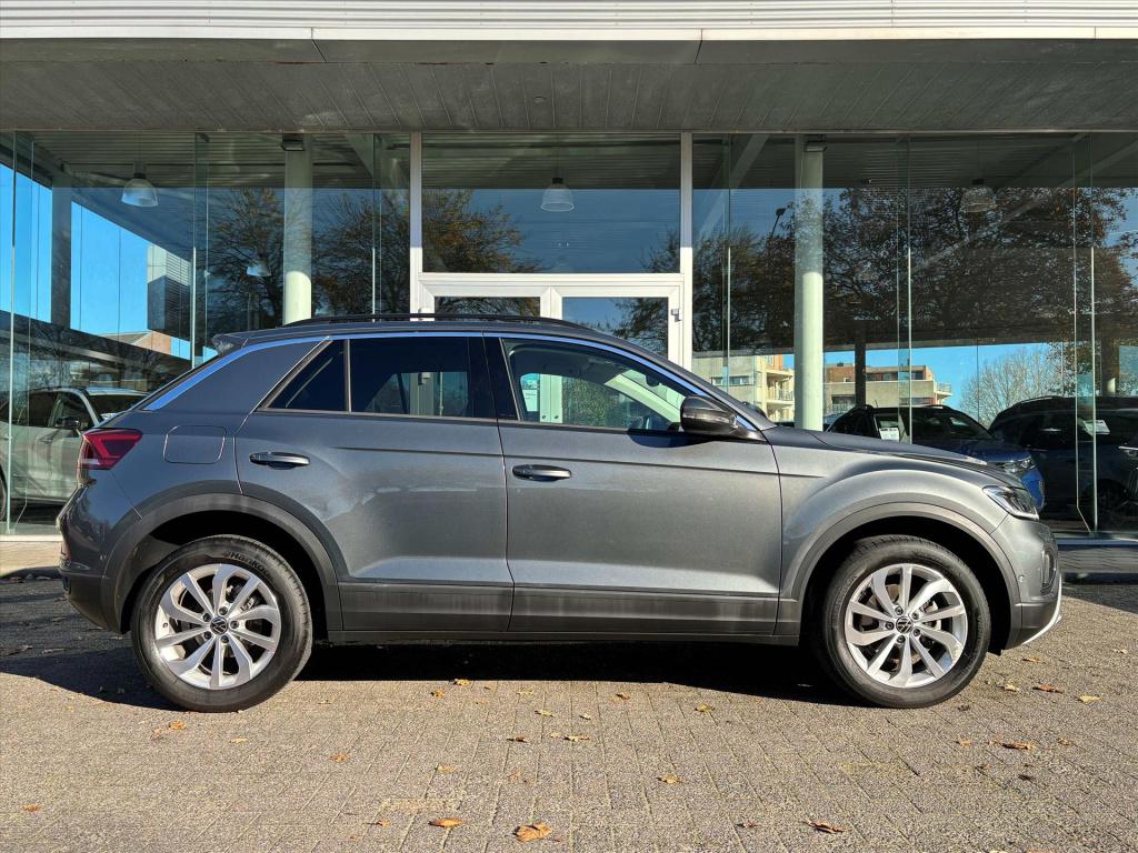 Volkswagen T-roc 1.5 tsi 150pk 7-dsg life edition| navi|carplay|autom inpar