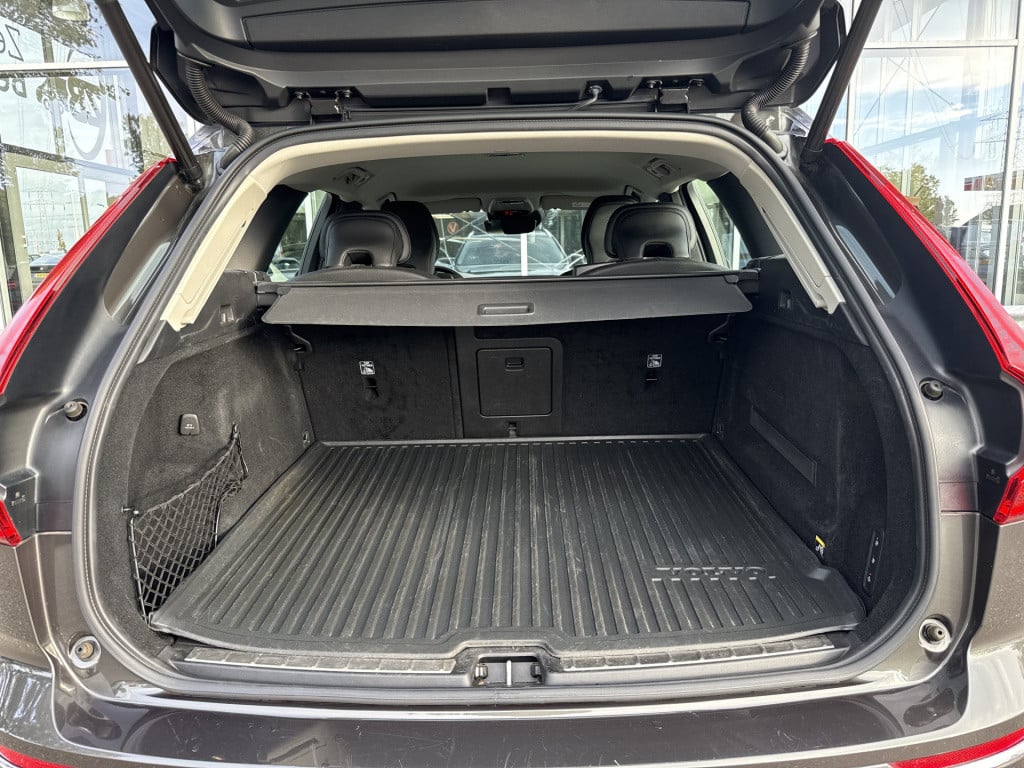 Volvo XC60 2.0 t5 inscription polestar | nl-auto | dealer oh | leder | trek