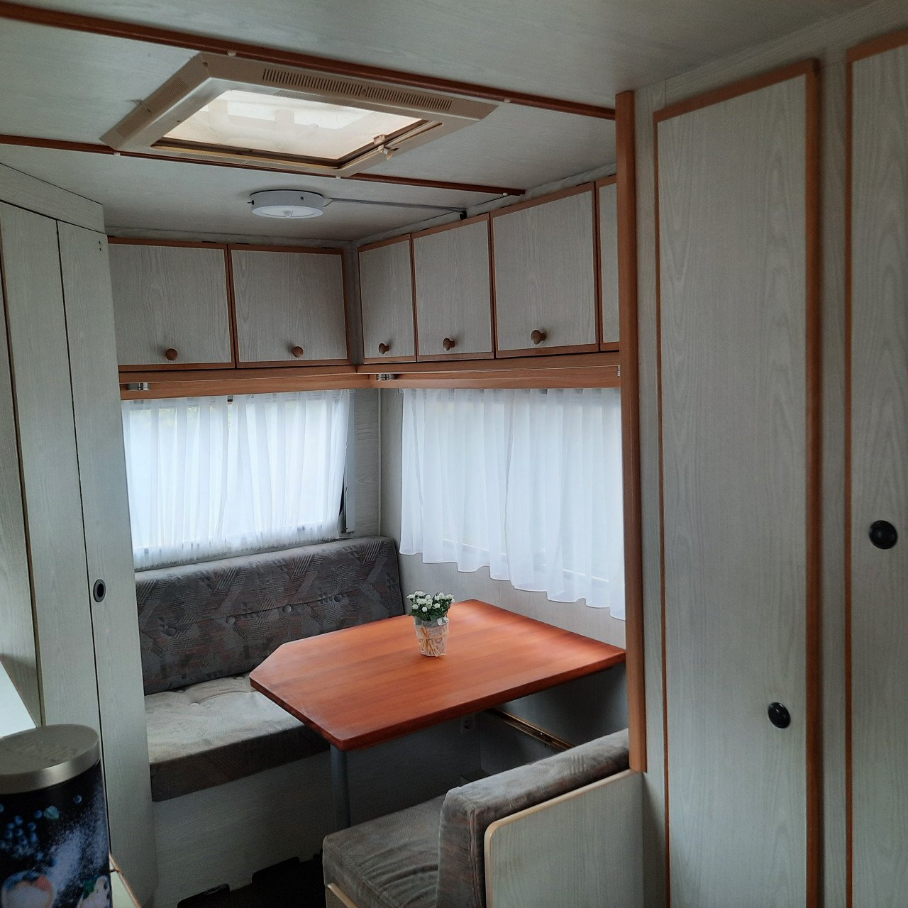 Tec Weltbummler 430 4 persoons met voortent en luifel
