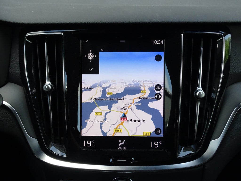Volvo V60 2.0 t4 automaat business pack connect | apple carplay/android aut