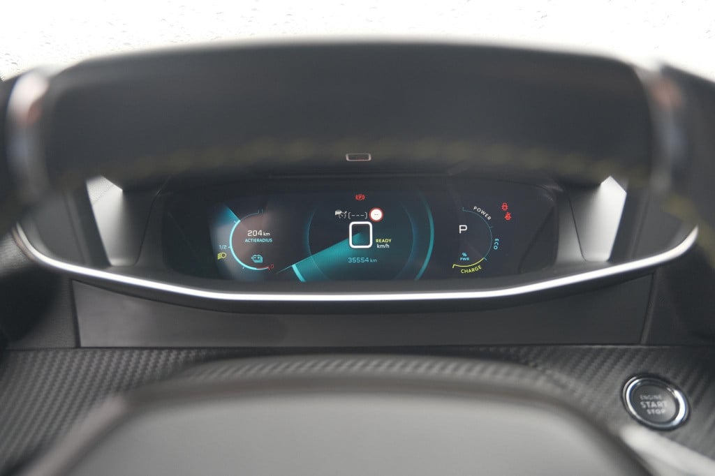 Peugeot 208 ev gt pack 50 kwh | camera | adapieve cruise control | stoelver