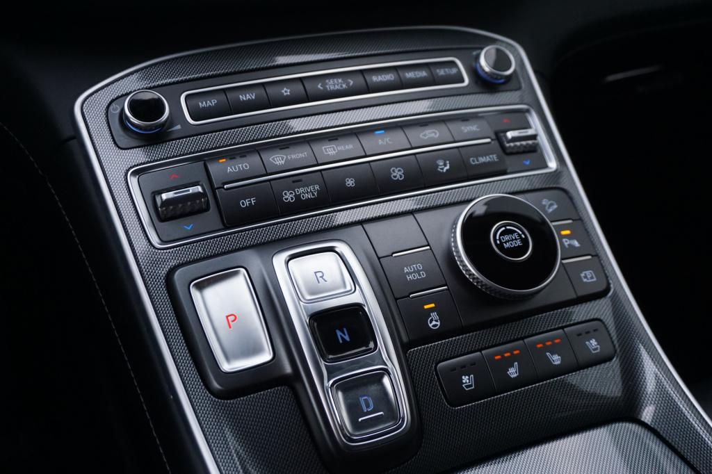 Hyundai Santa Fe 1.6 t-gdi hev premium 1e eigenaar - full option - climate 