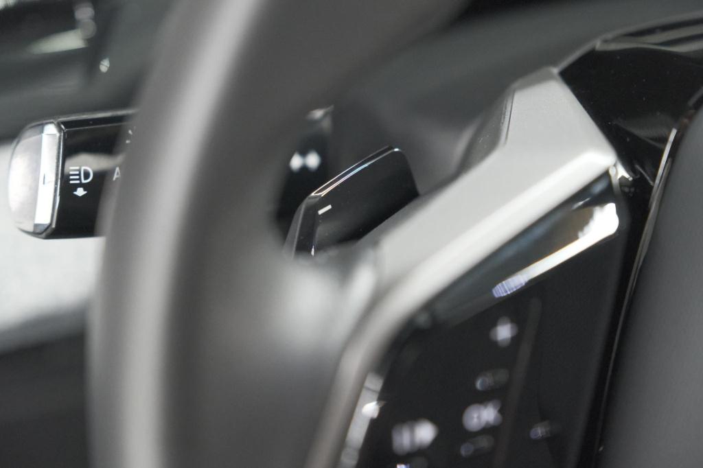 Peugeot 5008 1.2 hybrid 136 e-dcs6 allure | 7 zitplaatsen | camera | stoelv