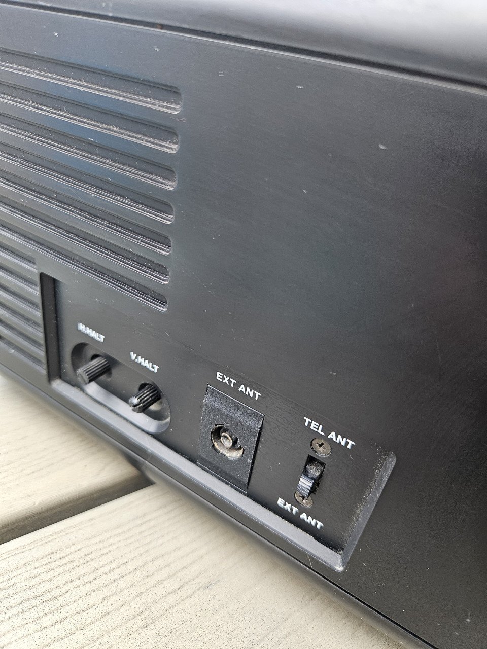 Leuk jaren 70 ISP Radio Cassette Tv model RTC-4020....