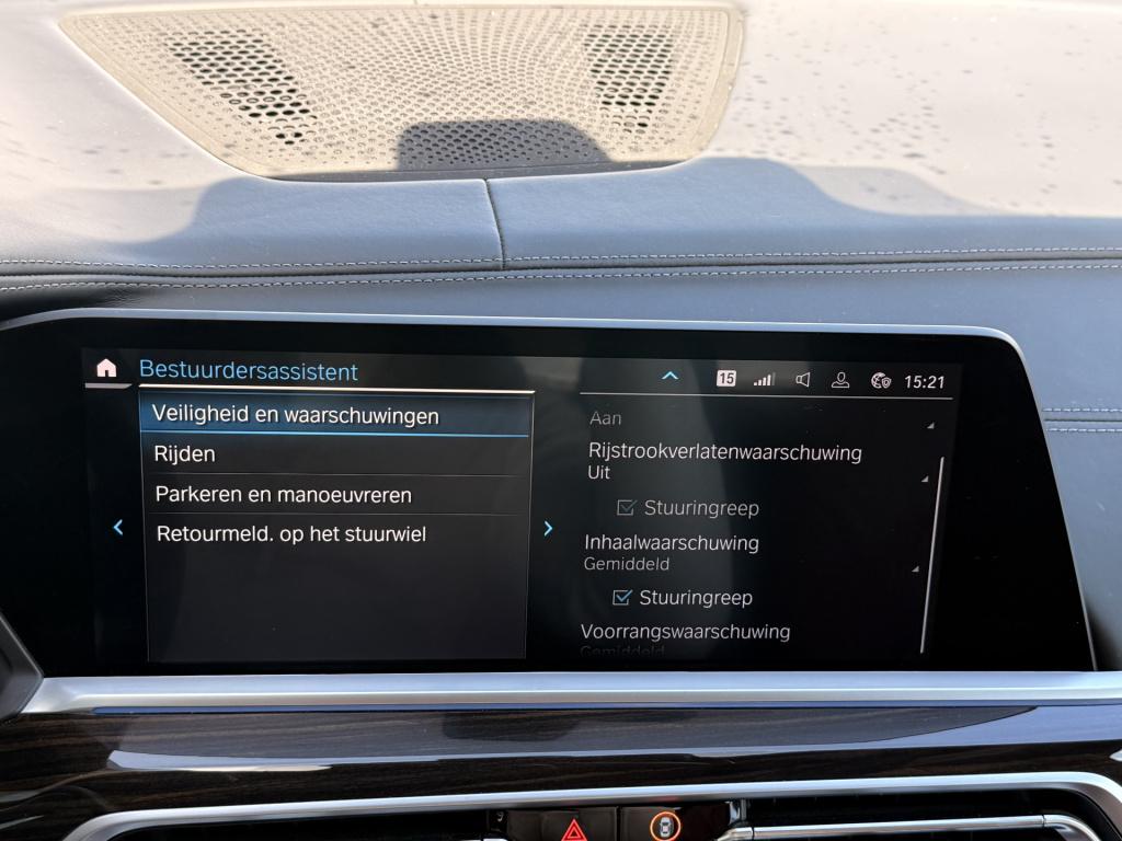 BMW X5 xdrive45e m-sport individual | acc | h/k | skylounge | stoelverwarmi