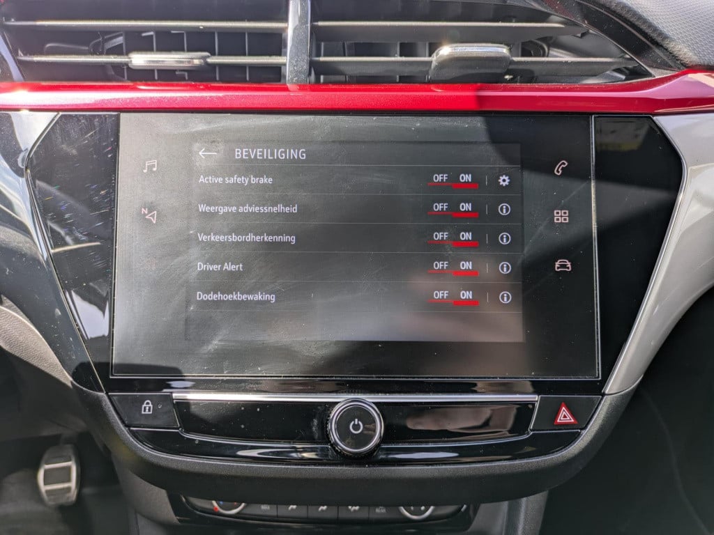 Opel Corsa 1.2 gs line | navigatie | cruise control | carplay | camera | la