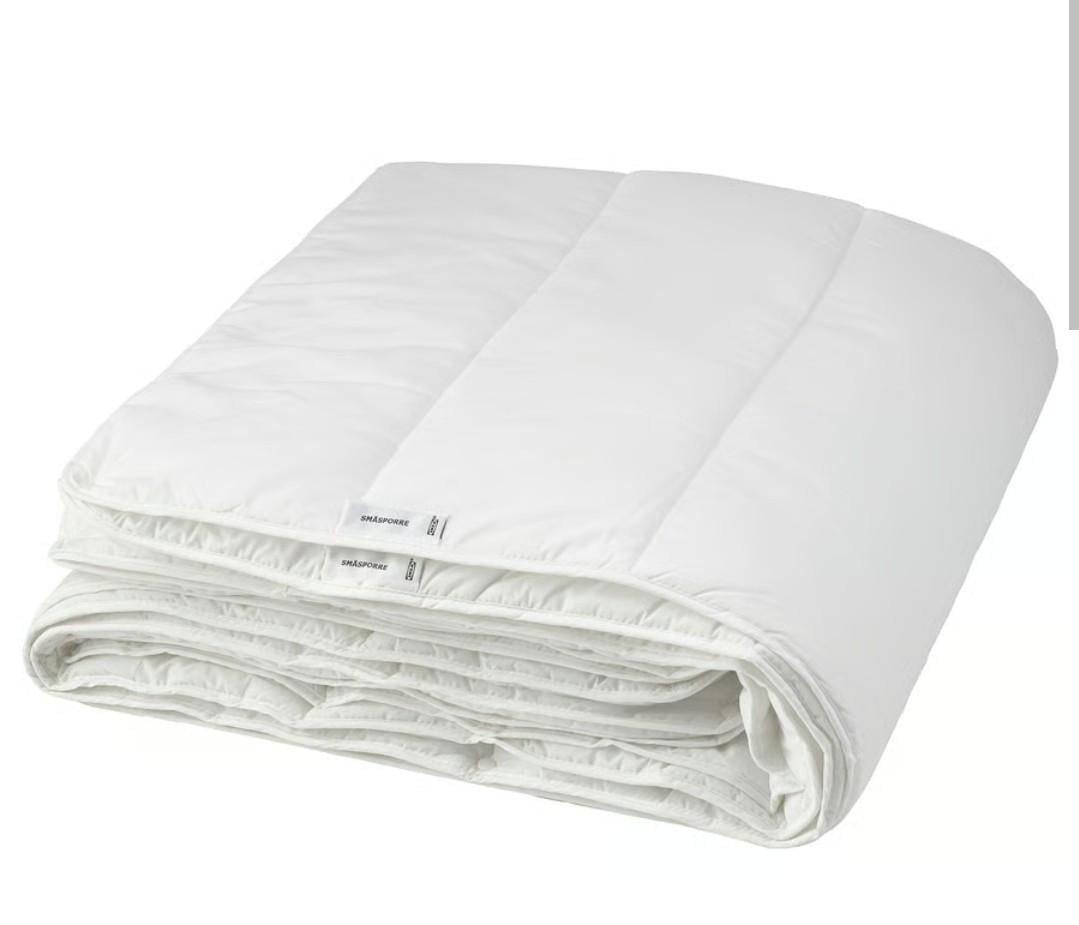 4 seizoenen dekbed Smasporre van Ikea