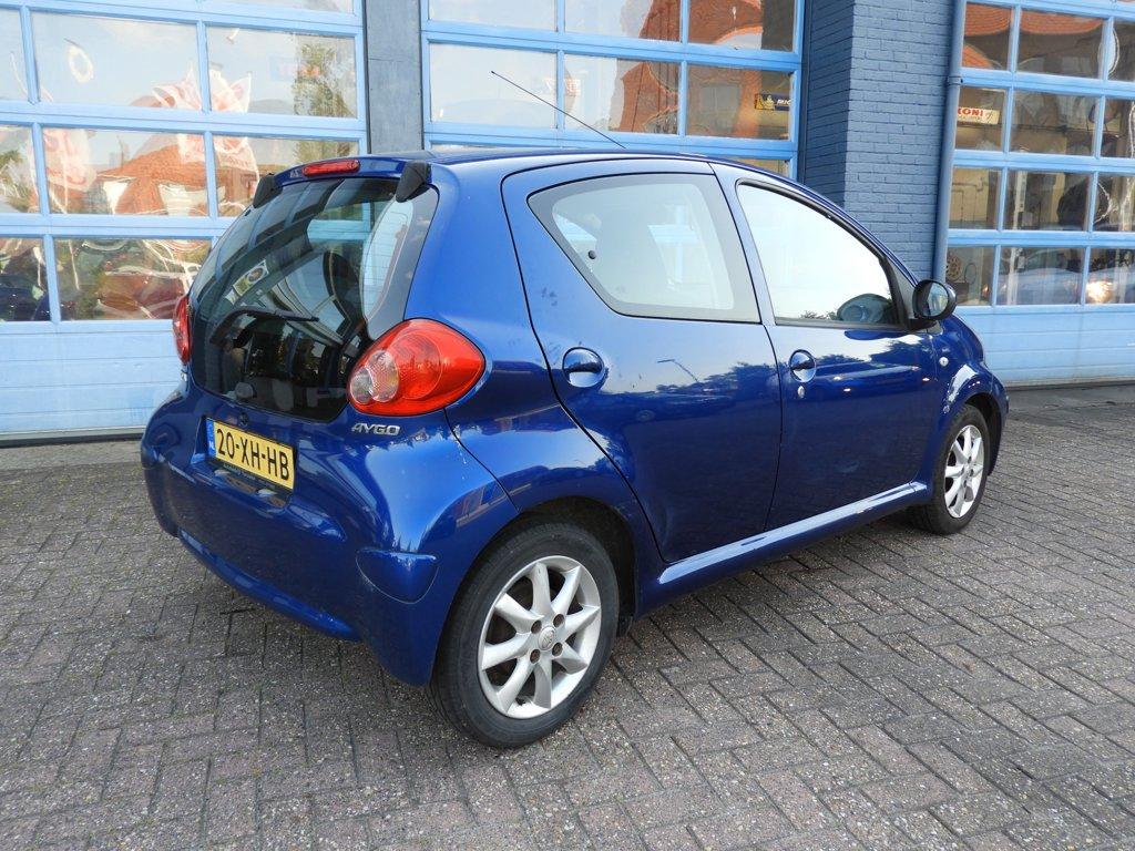 Toyota Aygo 1.0-12v +