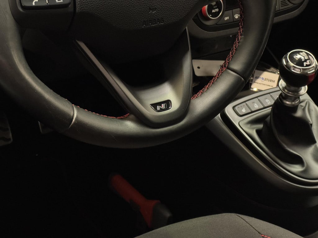 Hyundai I 10 1.0 t-gdi n line 5-zits | navigatie | camera | stuur- + stoelv