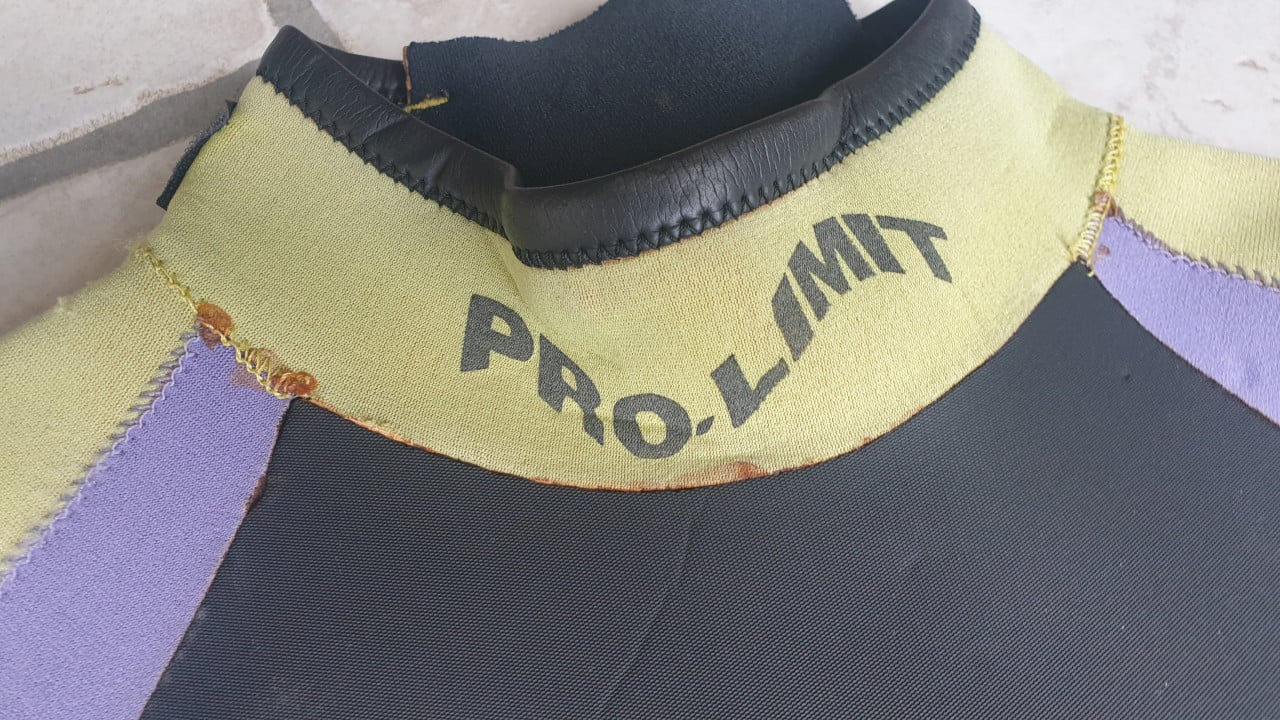 Wetsuit surfpak meisje 12 tot 14 jr ?