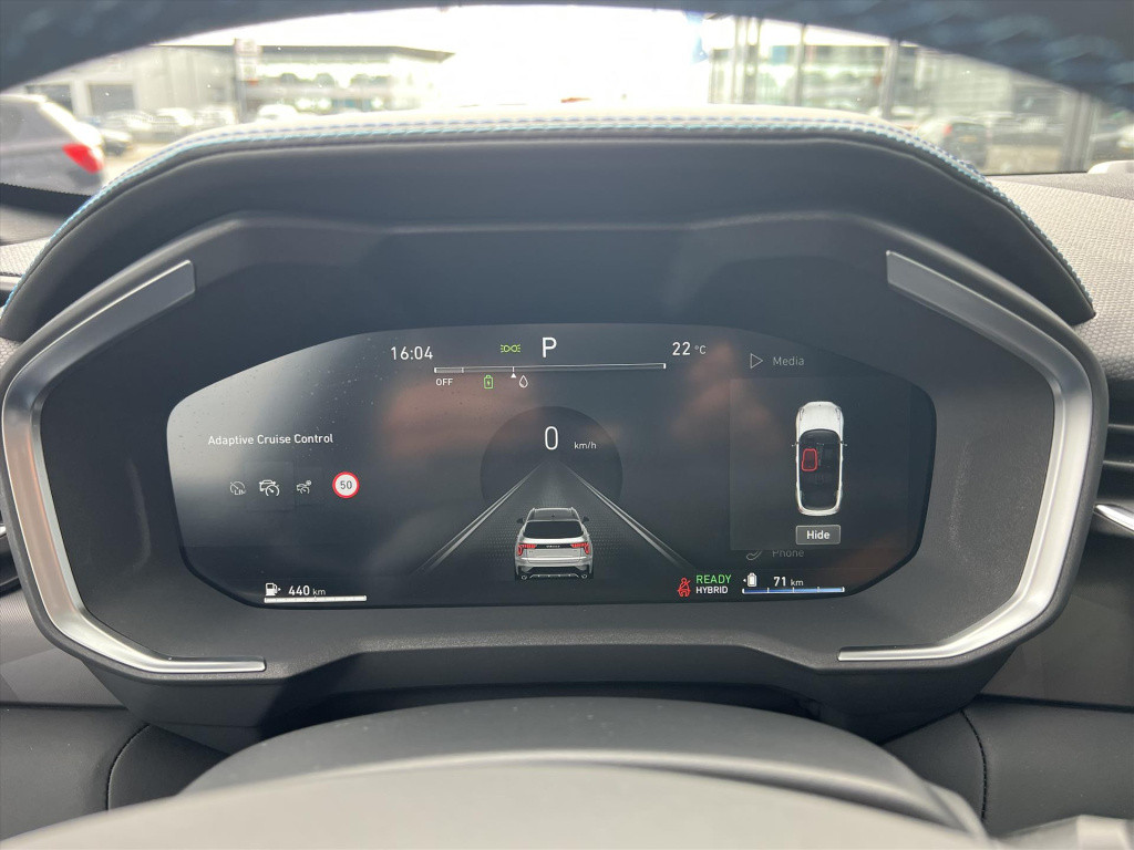 Lynk & Co 01 1.5 261pk plug in hybrid , stuurverwarming , panodak , adaptiv