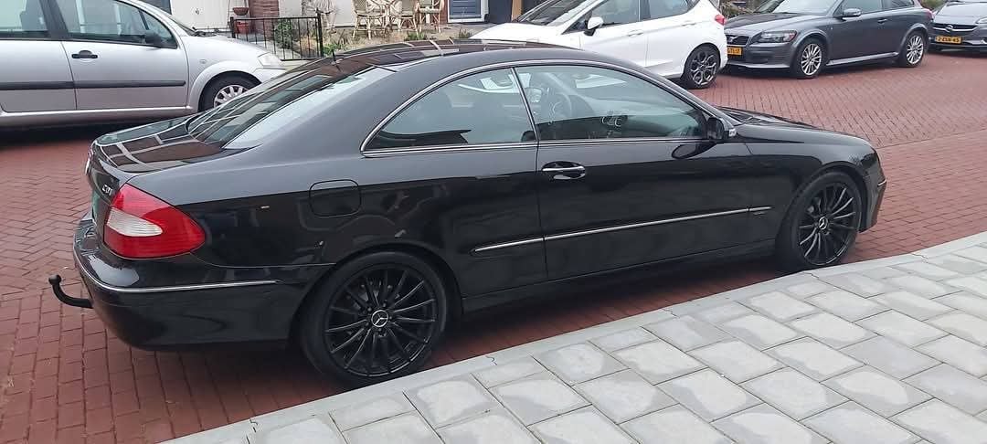 Zeer mooie Mercedes CLK 220 Cdi Coupe