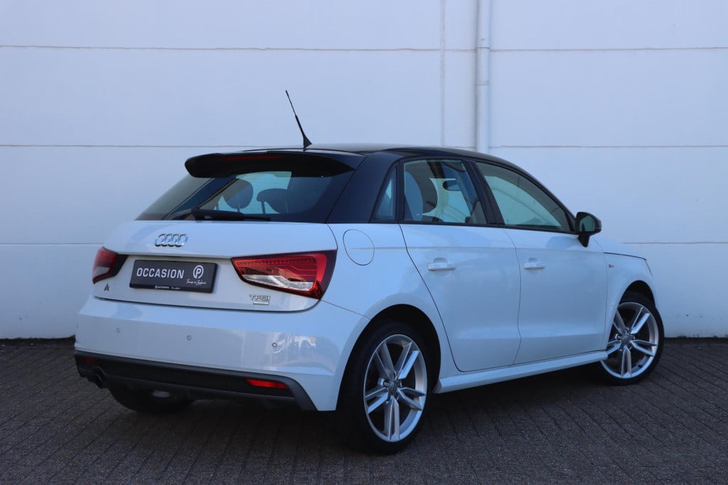 Audi A1 Sportback 1.0 tfsi adrenalin