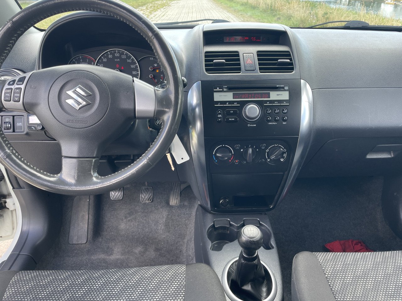 Suzuki sx4 1.6 shogun suv