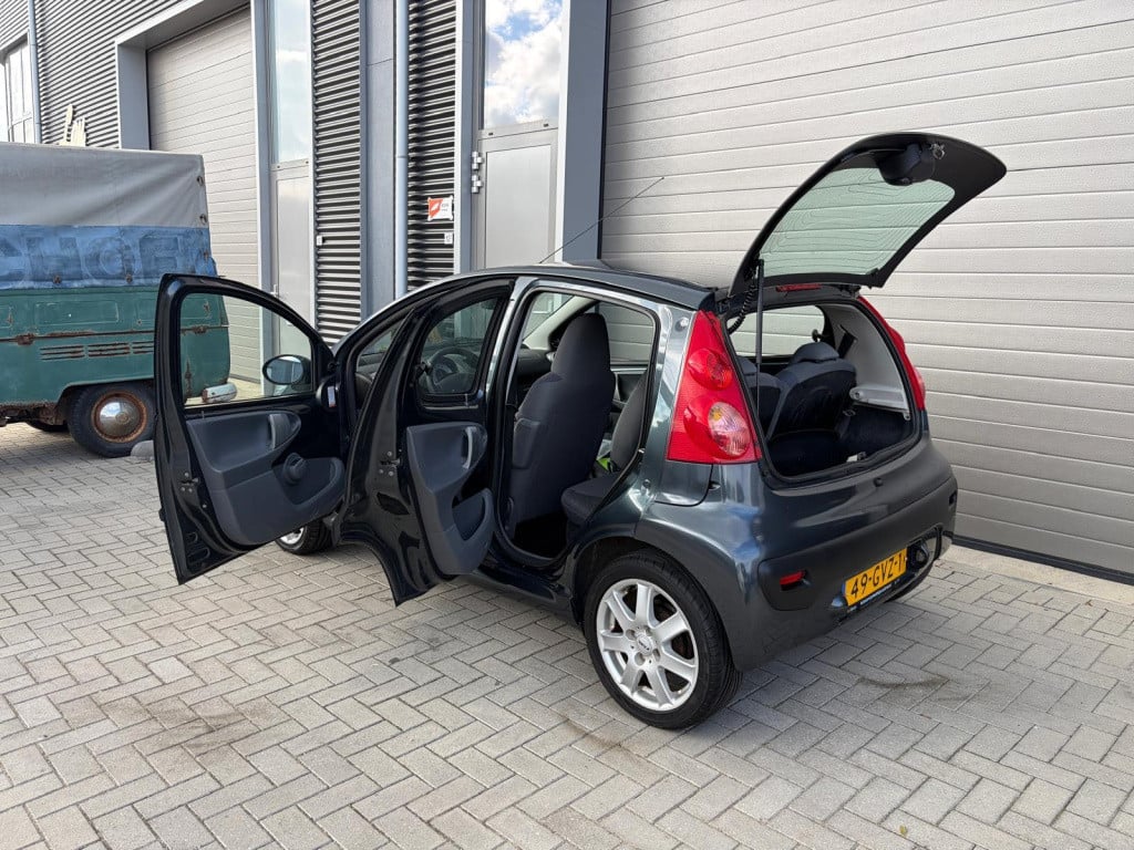 Peugeot 107 1.0-12v xs/152.306 nap/apk/airco/lichtmetaal/