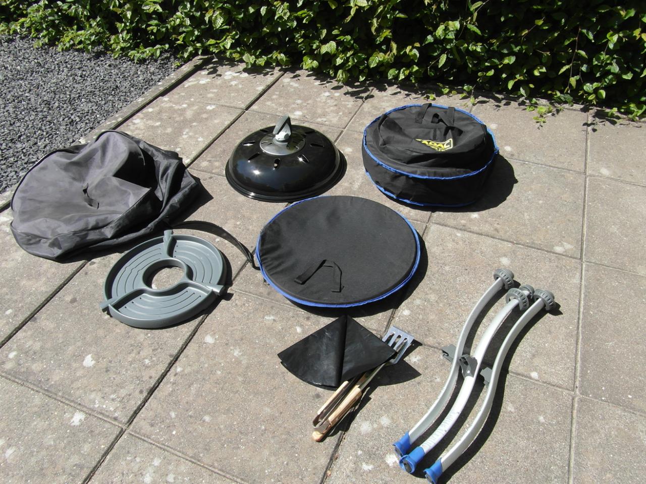 Cadac Safari Chef skottelbraai met veel accessoires in handige opbergtassen