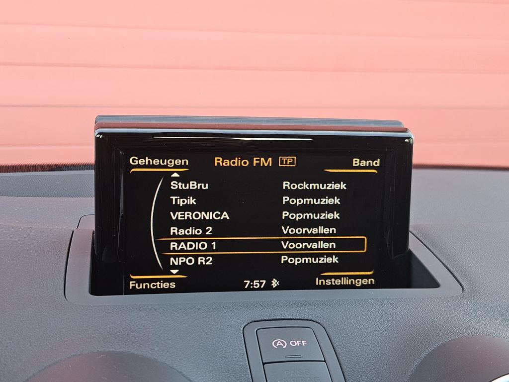 Audi A1 Sportback 1.0 tfsi s-line | cruisec. | bluetooth | navi