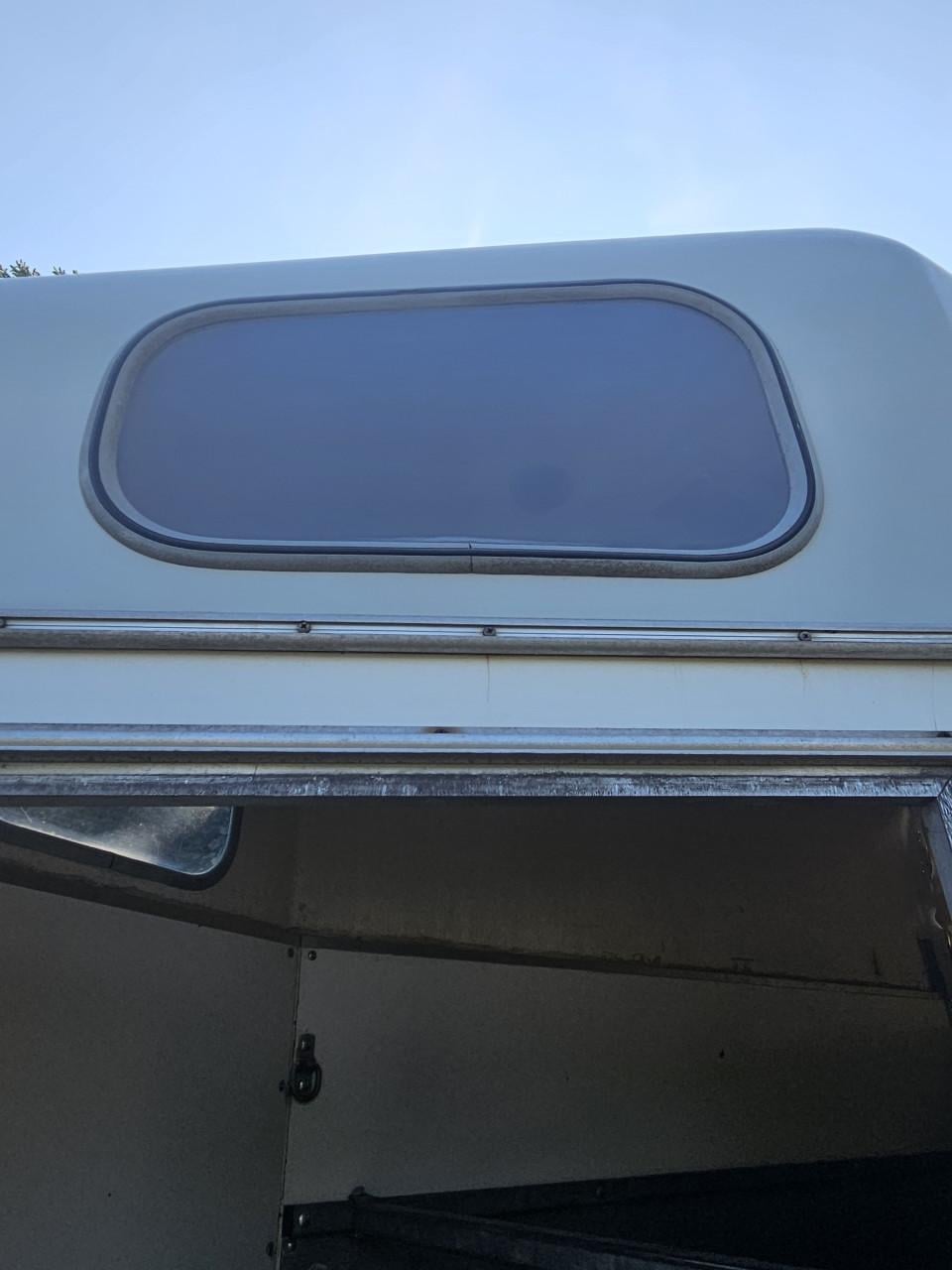 Wesco 1,5 paards trailer, direct inzetbaar!