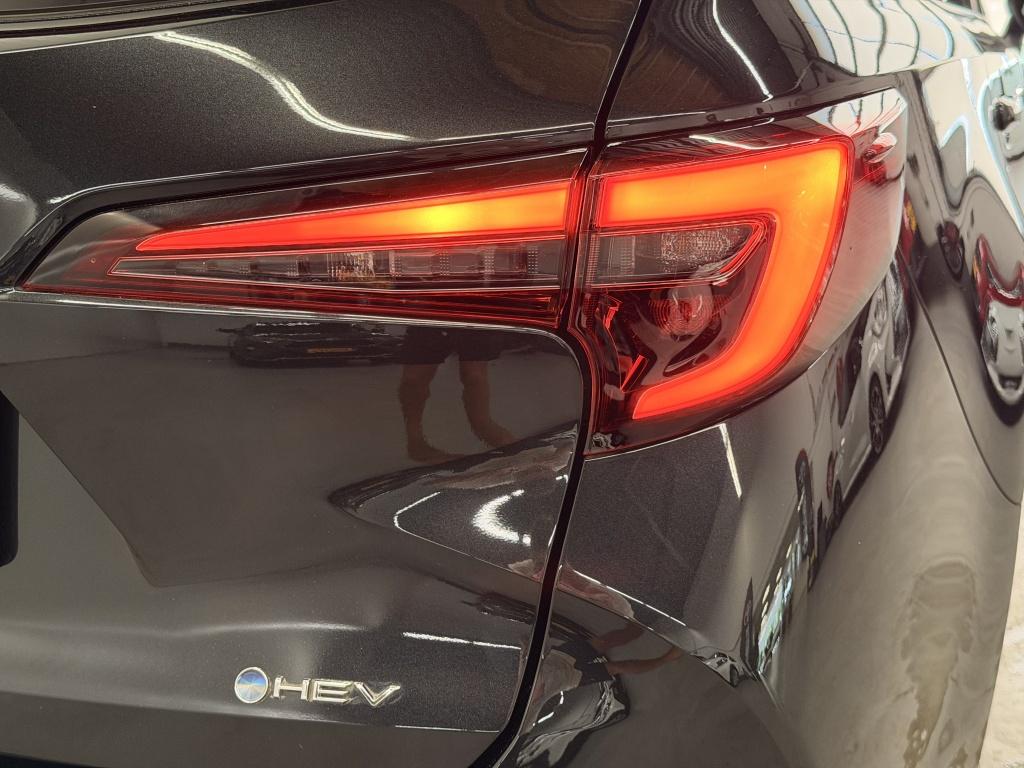 Toyota Corolla Touring Sports 140 hybrid active aktie model !!!