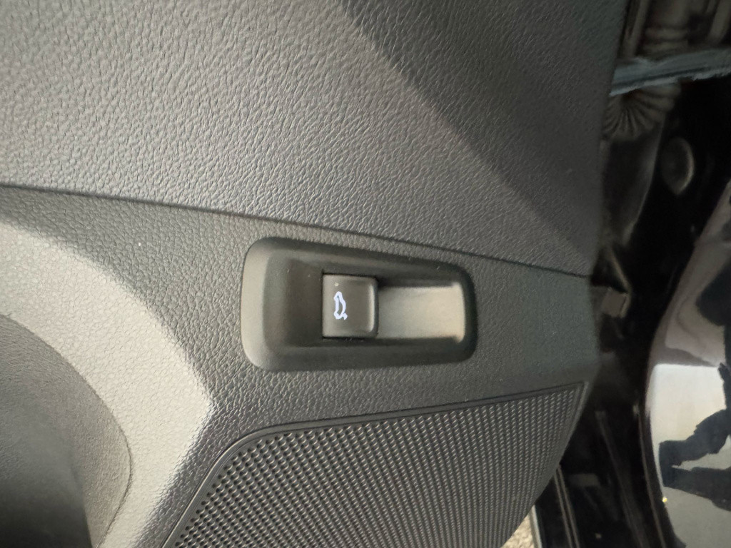 Skoda Scala 1.0 tsi sport business