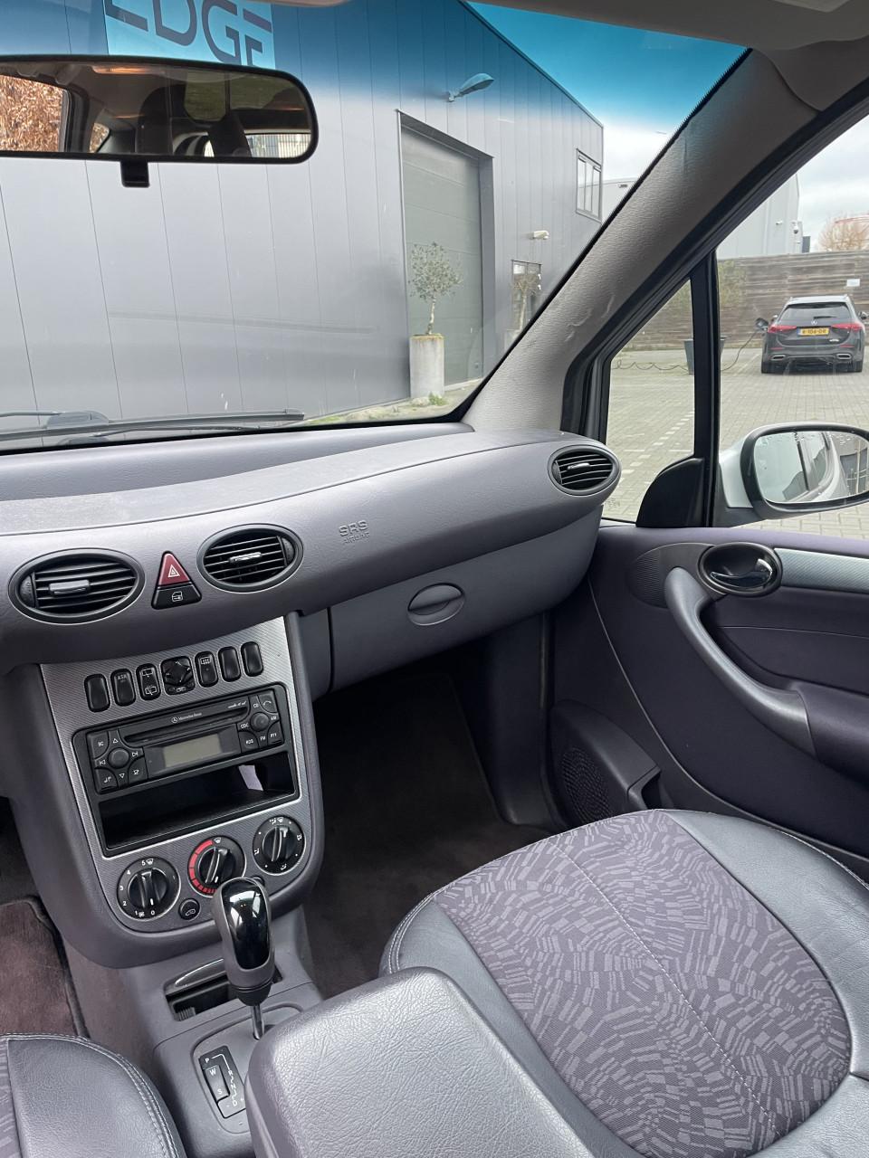 Mercedes-Benz A-Klasse 1.6 A160 AUT 2002 Grijs | AUTOMAAT | NIEUWE APK!