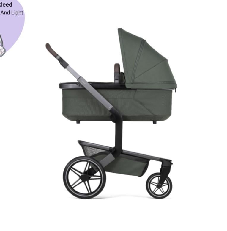 Kinderwagen Joolz met reiswieg en adapters