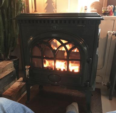 Houtkachel Jotul 3, inclusief rookgasafvoer