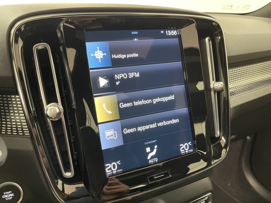 Volvo XC40 1.5 t5 recharge r-design | thunder grey | pano | trekhaak | 262p
