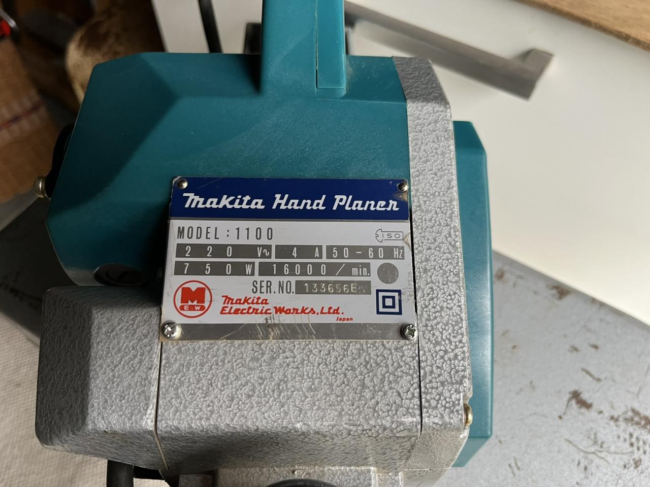 Schaafmachine Makita model 1100