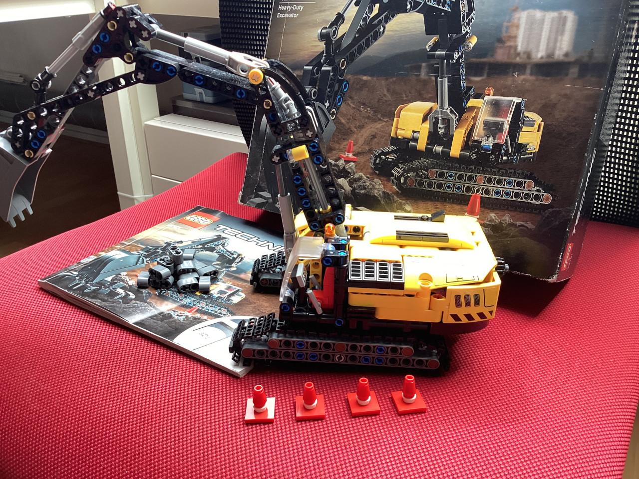 Lego Technic 42121 zware kraan, z.g.a.n compleet.