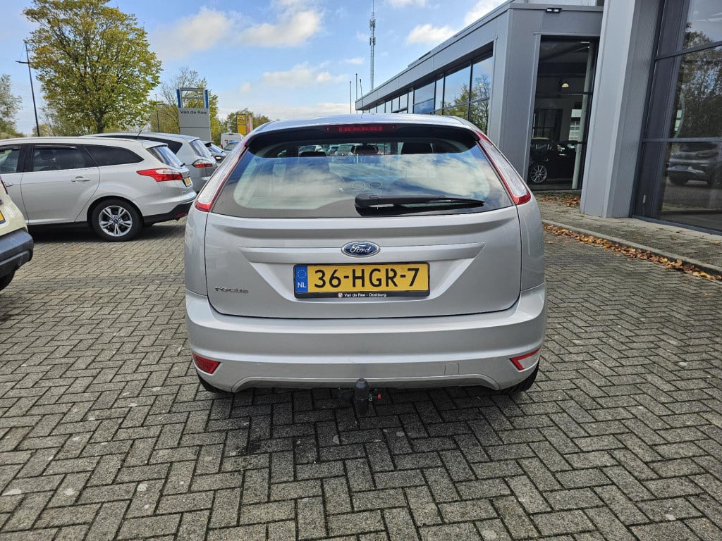 Ford Focus 1.6 trend airco,trekhaak. van eerste eigenaar!