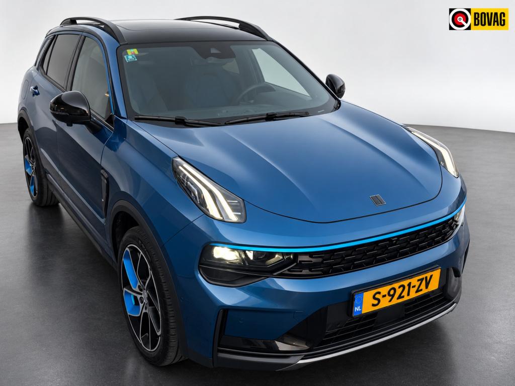 Lynk & Co 01 1.5 phev 261pk/facelift my23/360 camera/panodak enz..