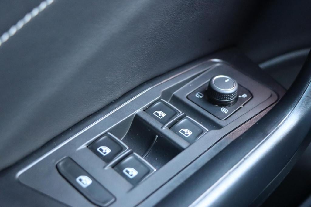 Volkswagen T-roc 1.5 tsi style 150pk dsg7