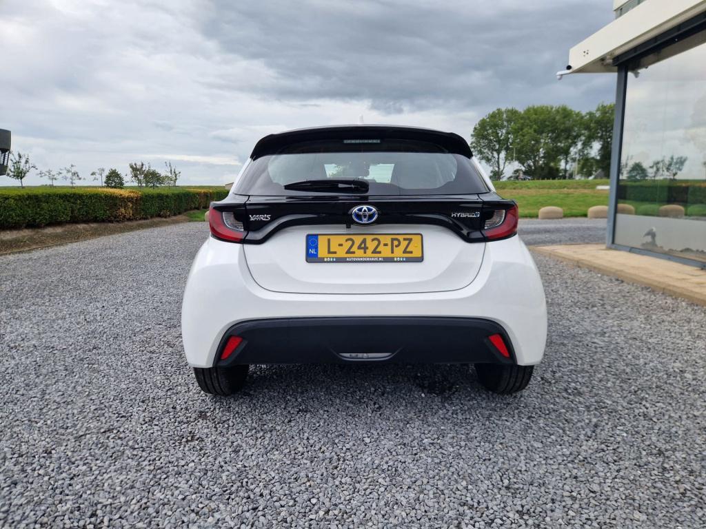 Toyota Yaris 1.5 hybrid active | 1e eigenaar | automaat | navigatie | camer