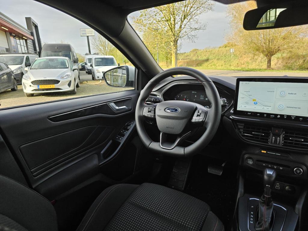 Ford Focus wagon 1.0 ecoboost hybrid st-line automaat ford focus wagon 1.0 