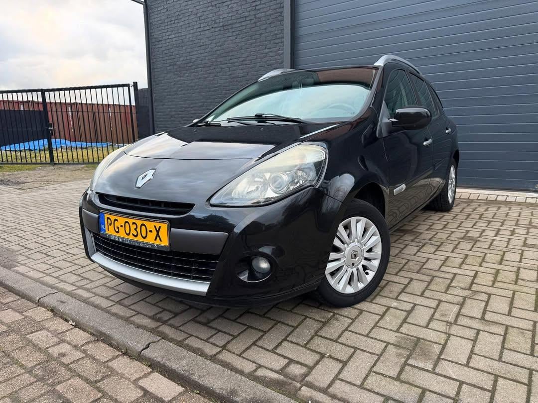 Renault Clio 1.2 TCE Estate 2010 Zwart Airco Apk Nap