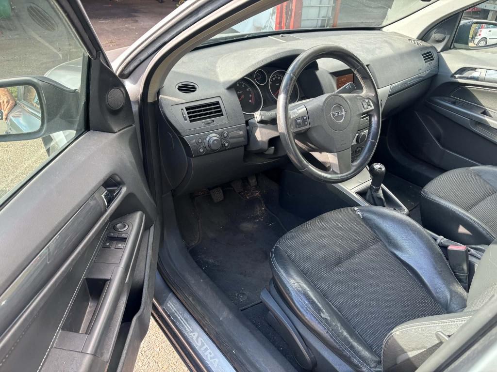 Opel Astra 1.8 cosmo