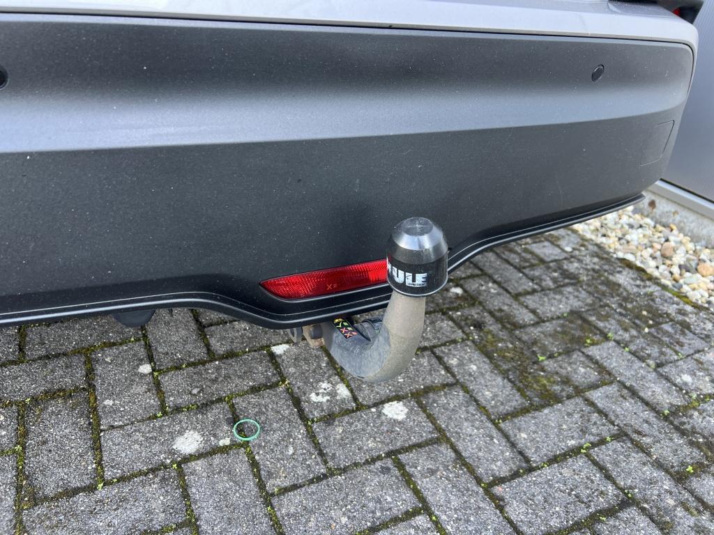 Toyota C-hr 1.8 hybrid style