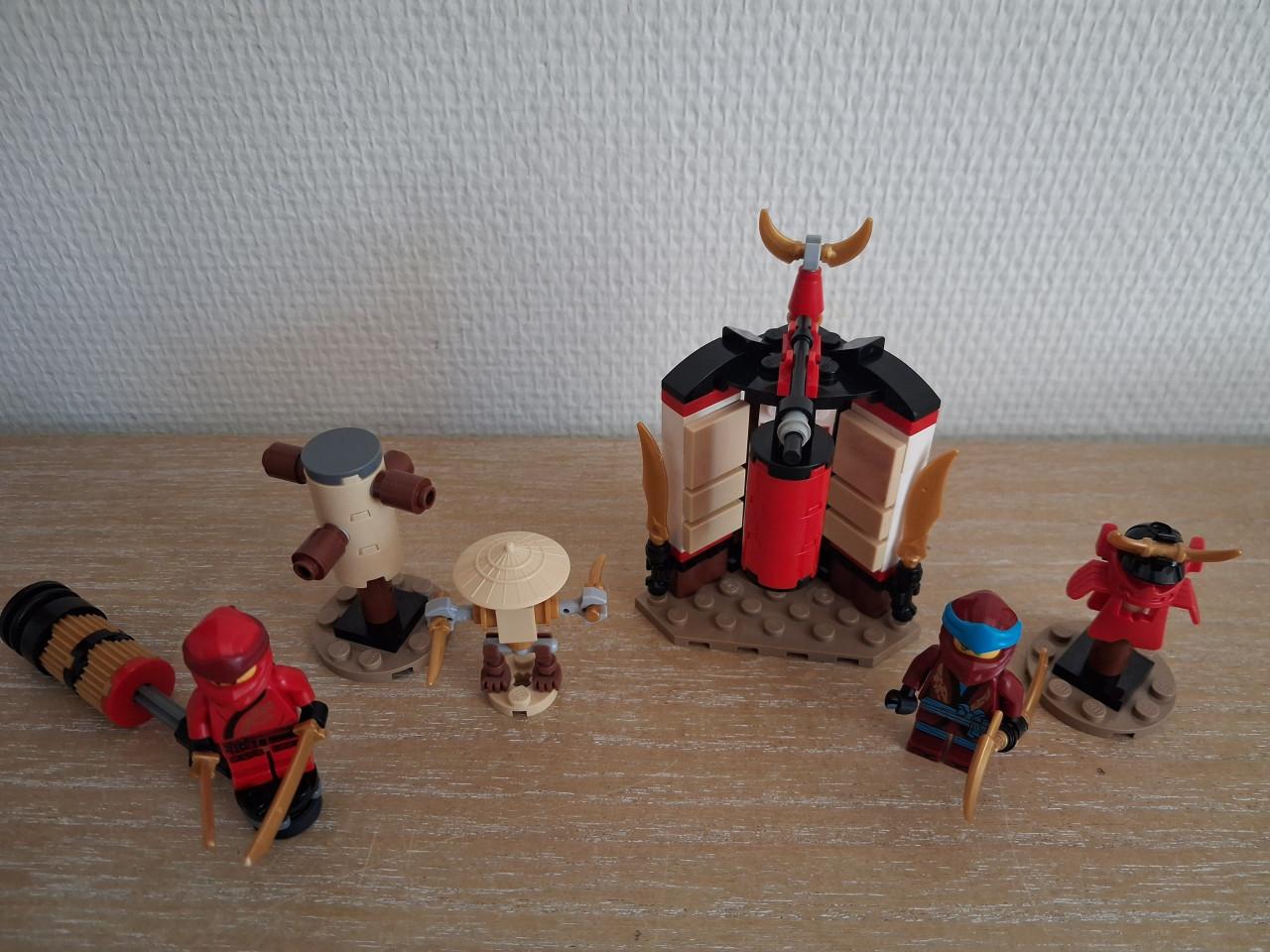 Lego ninjago met oefenplaats setnr 70680