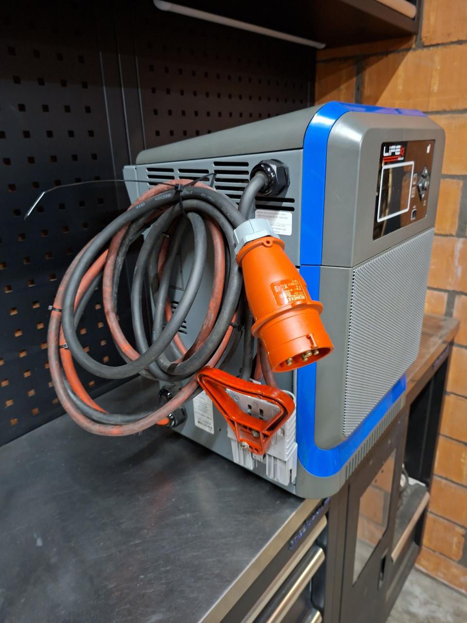 Heftruck acculader 24/36/48 Volt