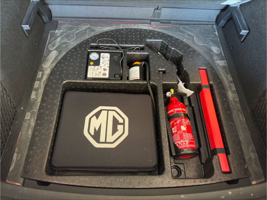 MG Zs-ev standard range luxury 50 kwh