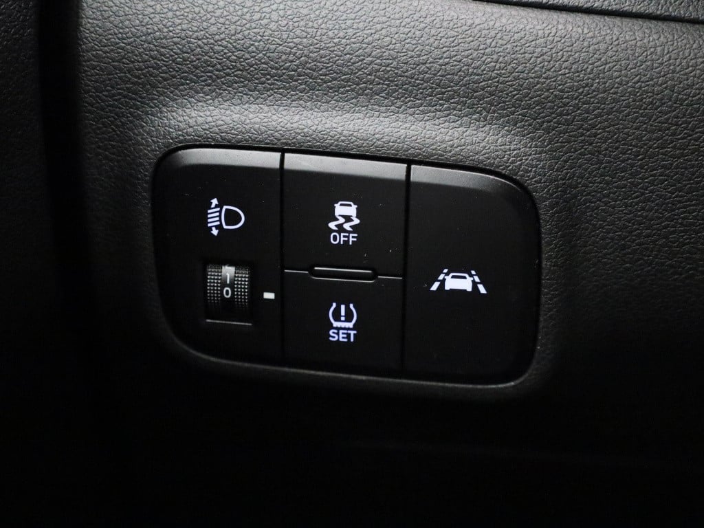 Hyundai I 10 1.0 comfort | airco | dab | cruise control | apple carplay