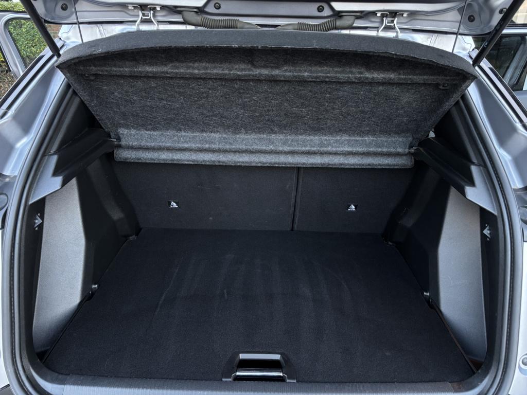 Peugeot 2008 automaat 1.2 puretech 130 allure