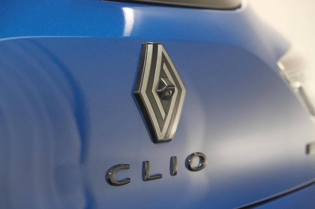 Renault Clio 1.6 e-tech full hybrid 145 esprit alpine | 360 camera | bose a