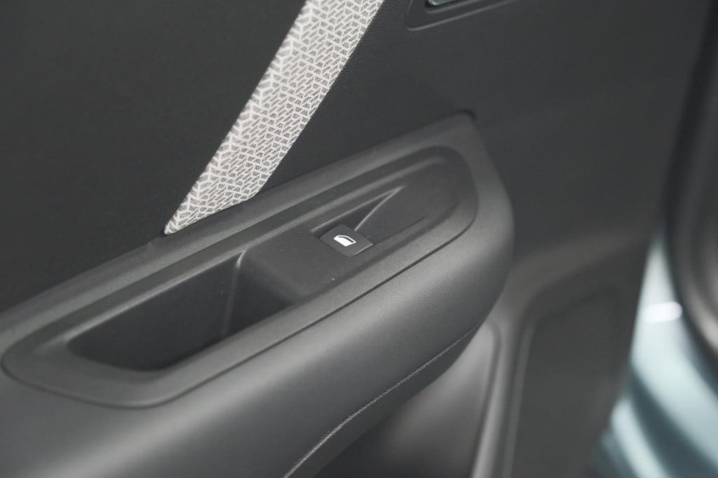 Citroen C4 puretech 130 eat8 shine | camera | apple carplay | parkeersensor