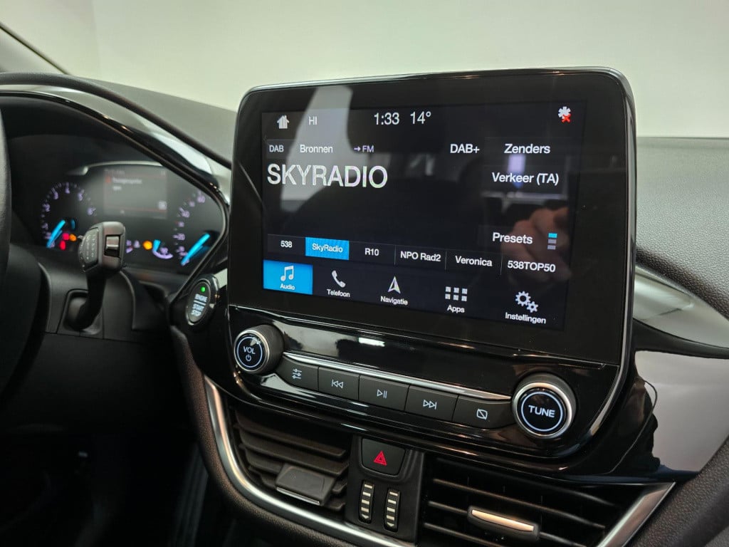 Ford Fiesta occasion 1.0 ecoboost titanium met cruisecontrol en carplay rad